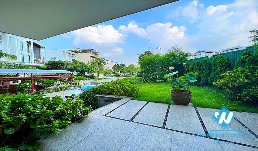 A grand, gorgeous villa for rent in Q Block, Ciputra